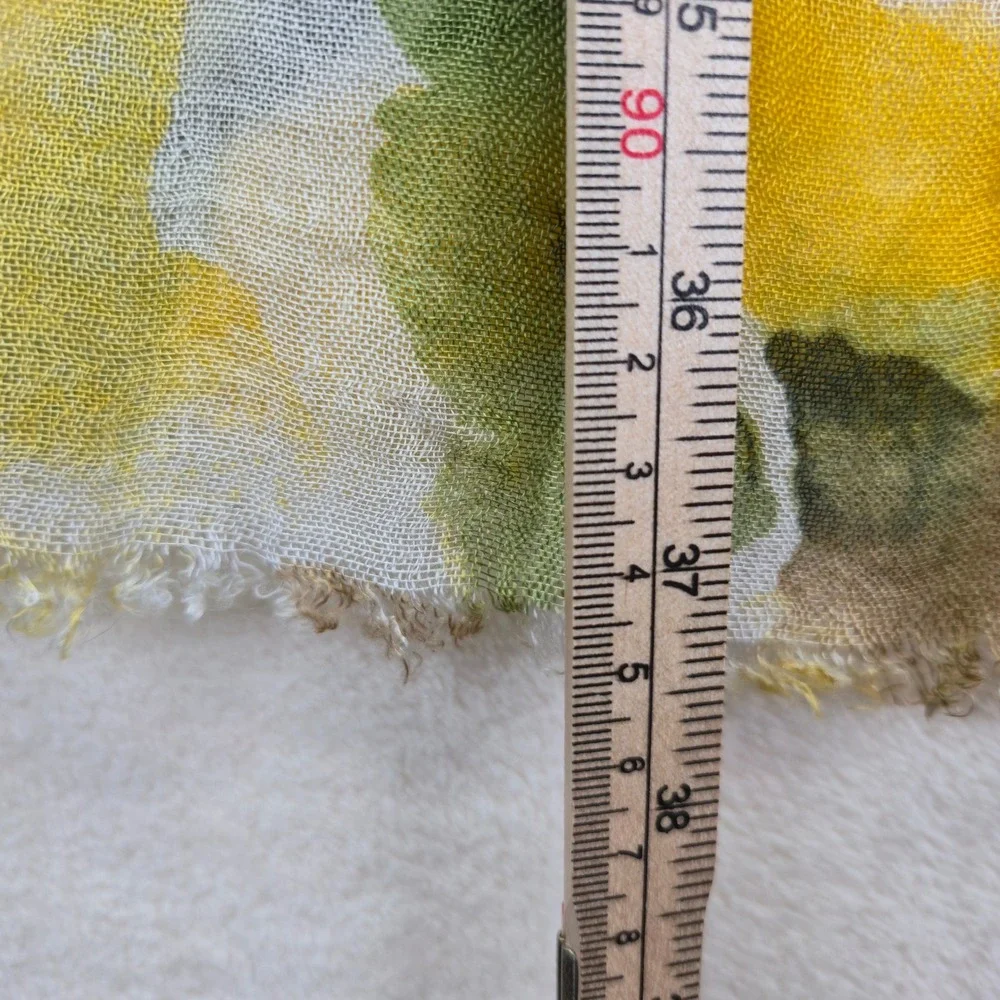 NWT Simply Vera Vera Wang Watercolor Floral Scarf Yellow‎ Green Lightweight Boho